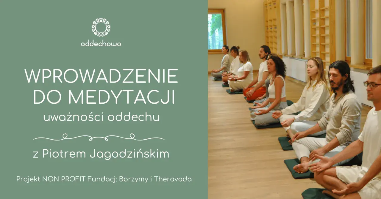 Grupa osób na podłodze, praktyka uważności dla początkujących. Medytacja z Piotrem Jagodzińskim.